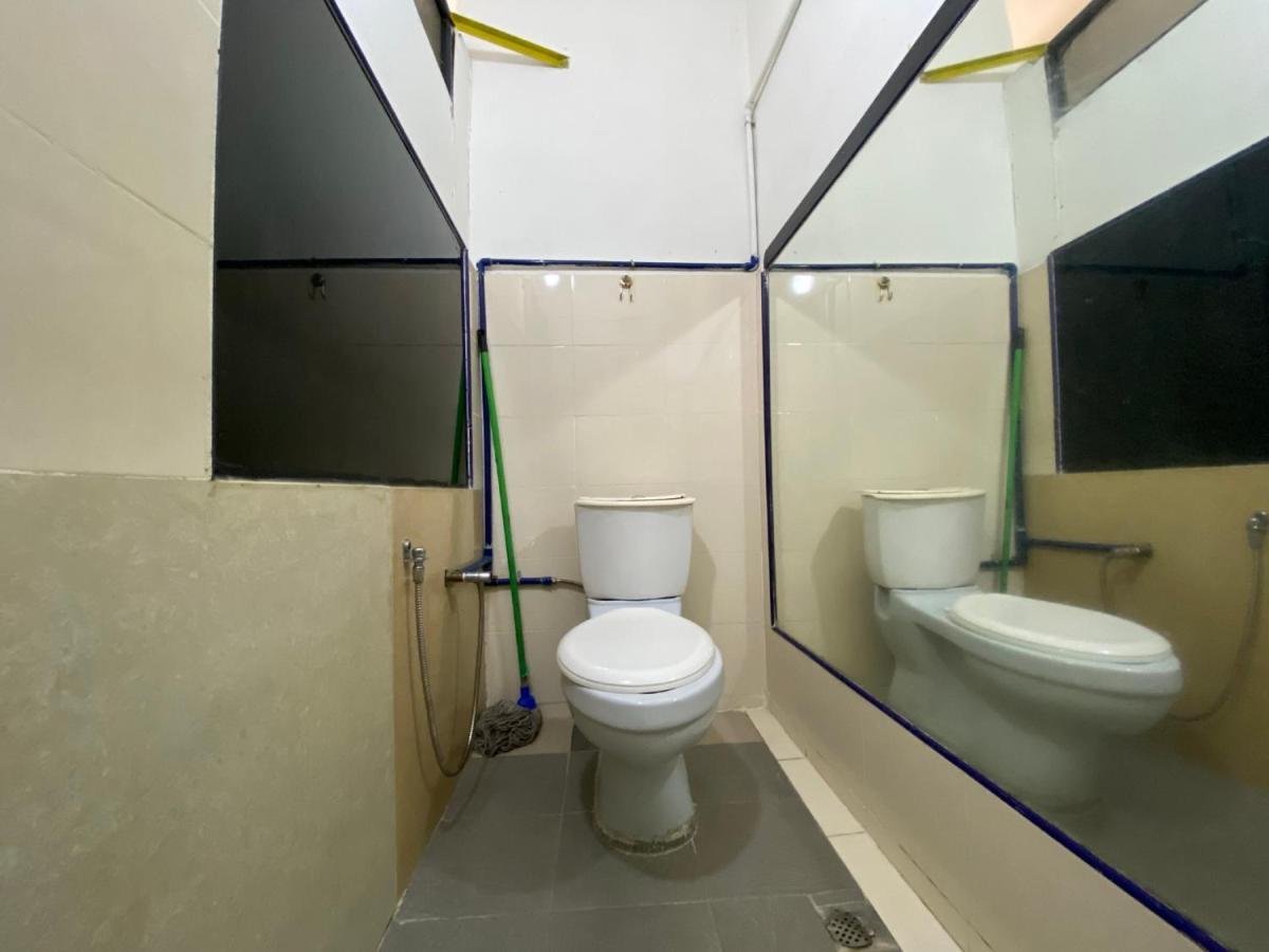 Spot On 90293 Sk Budget Hotel George Town Exterior foto
